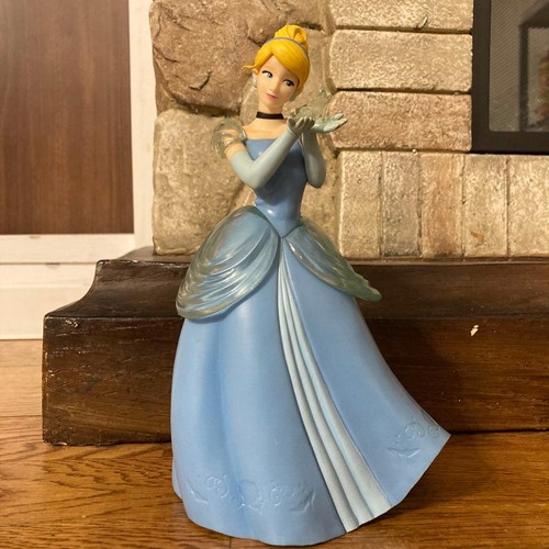 Cenerentola action figure - cenerentola,